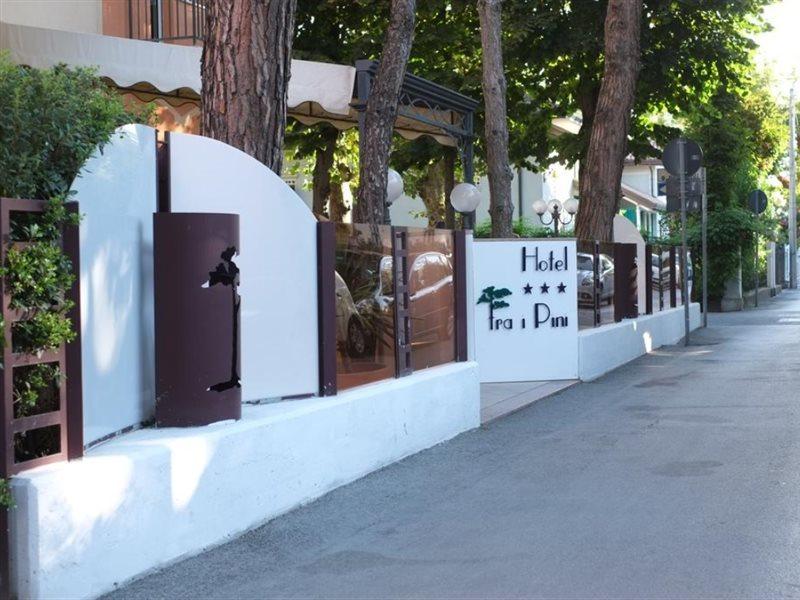 Hotel Fra I Pini Rimini Eksteriør billede
