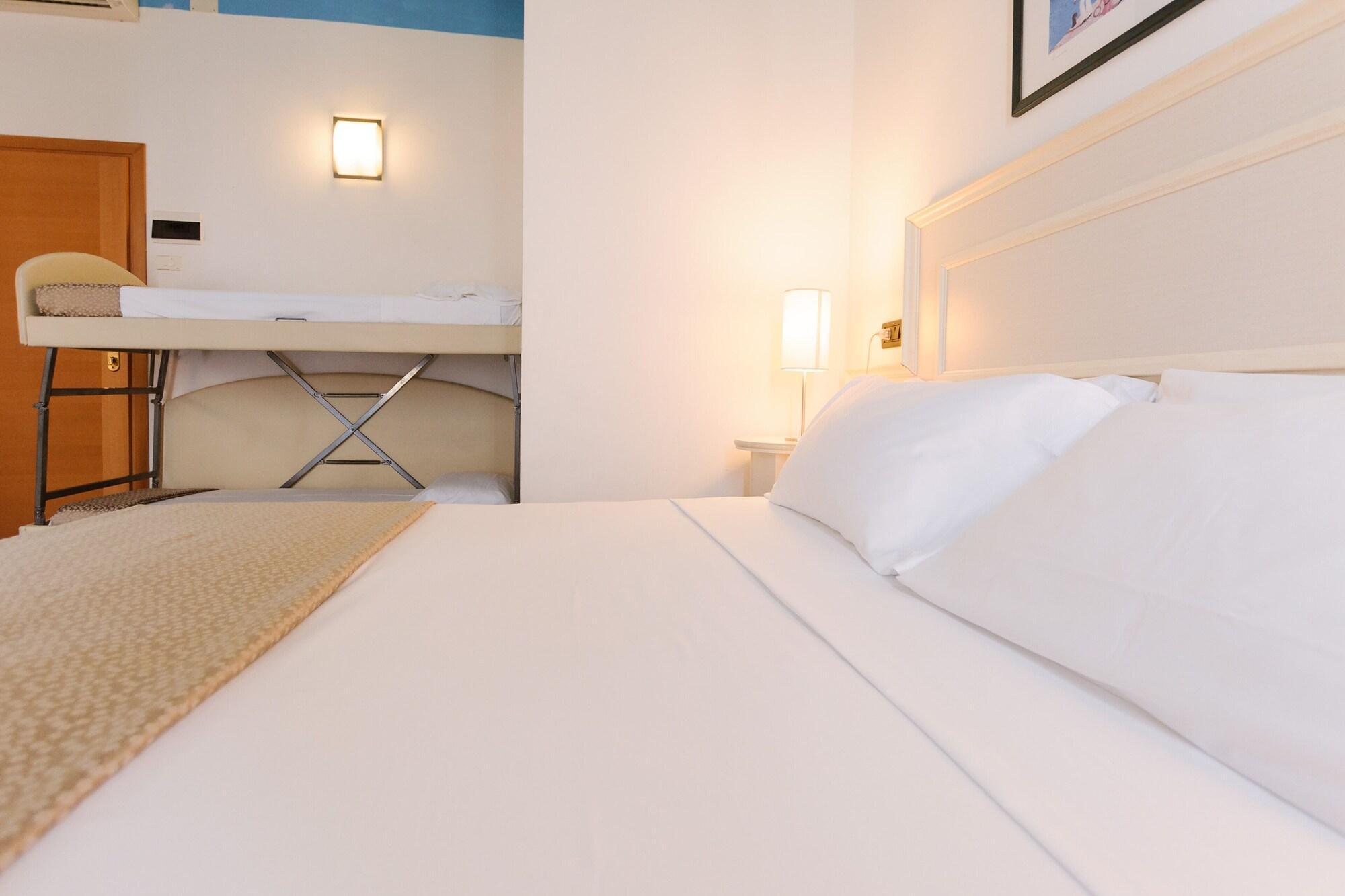 Hotel Fra I Pini Rimini Eksteriør billede