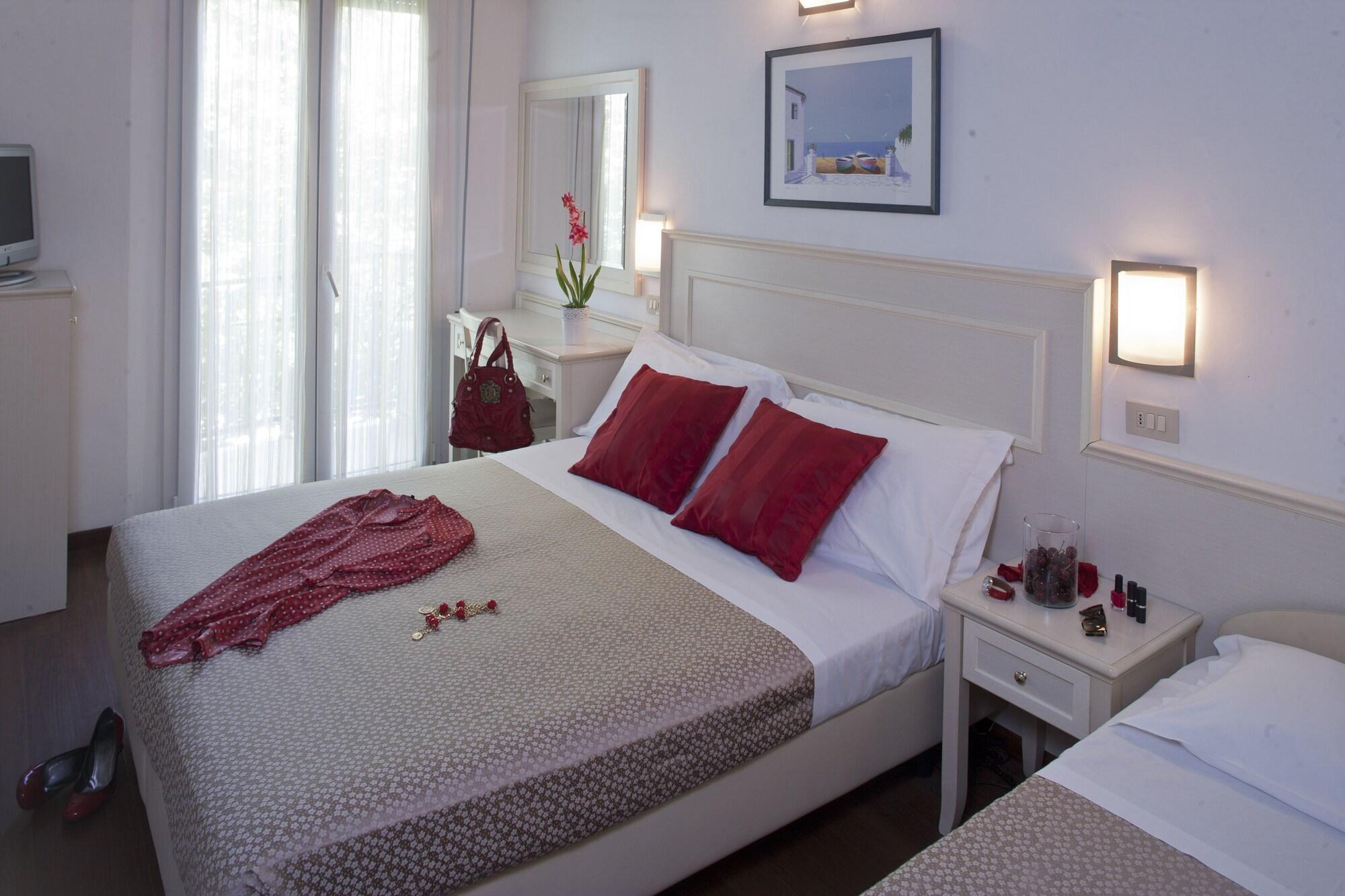 Hotel Fra I Pini Rimini Eksteriør billede