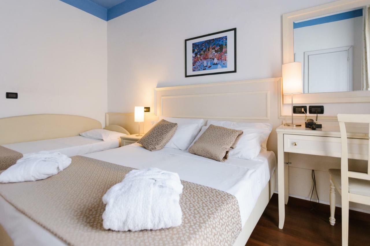 Hotel Fra I Pini Rimini Eksteriør billede